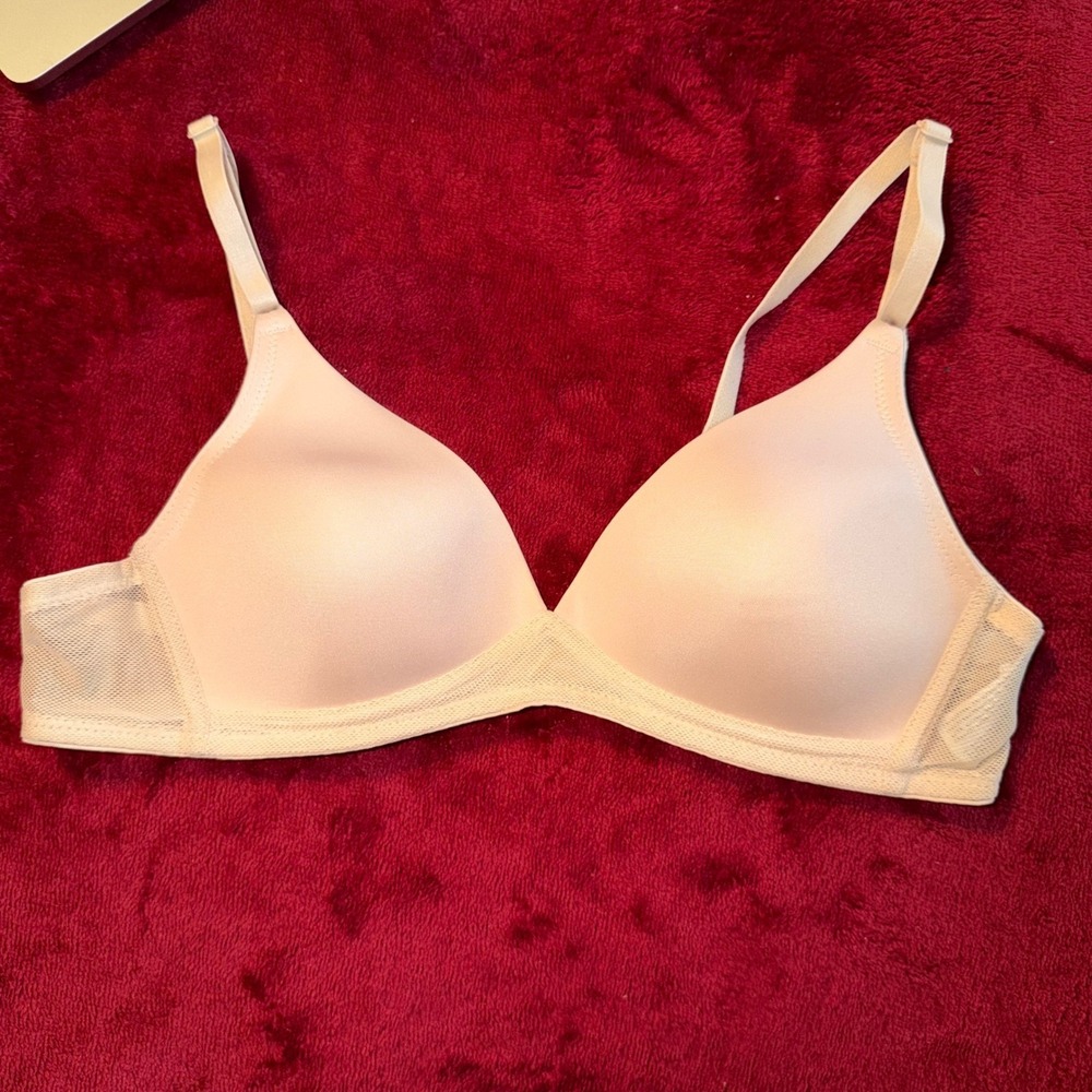 Wacoal Wireless T-Shirt Bra Beige Nude Mesh Wings 75305 Womens 34AA